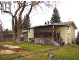 Bedroom - 509 2 Street N, Vauxhall, AB T0K2K0 Photo 5
