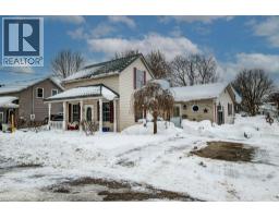 Family room - 245 John Rosa Street E, Listowel, ON N4W2H3 Photo 4