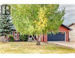 Primary Bedroom - 5223 56 Avenue, Eckville, AB T0M0X0 Photo 3