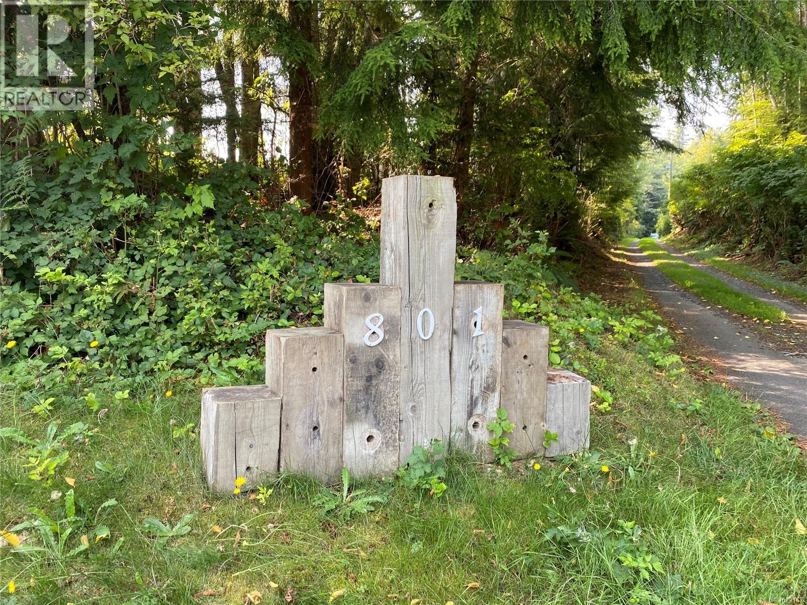 801 Nimpkish Heights Rd