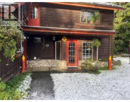 Office - 801 Nimpkish Heights Rd, Hyde Creek, BC V0N2R0 Photo 5