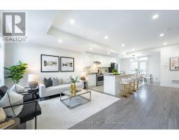 33 Riley Reed Lane, Richmond Hill, ON L4S0M3 Photo 2