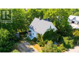 Dining nook - 2829 Greenfield Road, Gaspereau, NS B4P2R1 Photo 3