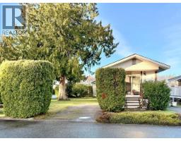Kitchen - 41 7624 Duncan Street, Powell River, BC V8A5L2 Photo 2