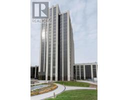 Primary Bedroom - 909 9085 Jane Street, Vaughan, ON L4K0L8 Photo 4
