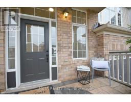Dining room - 5 Georgian Road, Brampton, ON L6X0L6 Photo 2