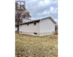 Living room - 11 Superior St, Batchawana, ON P0S1A0 Photo 2