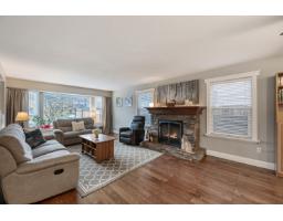 5259 197 A Street, Langley, BC V3A7Y1 Photo 5