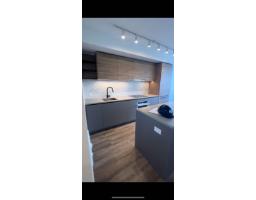 1001 10448 University Drive, Surrey, BC V3T0S7 Photo 3