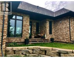 Foyer - 6029 Township Road 332, Rural Mountain View County, AB T0M1X0 Photo 5