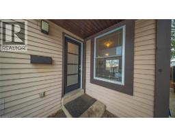 4pc Bathroom - 5 Enfield Crescent, Brantford, ON N3P1B3 Photo 3