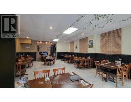 Main 516 Danforth Avenue, Toronto, ON M4K1P6 Photo 3