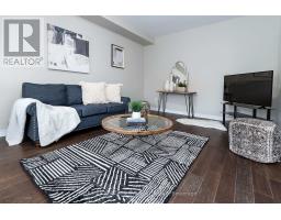 Living room - 6 Laurent Avenue, Welland, ON L3B0E2 Photo 4