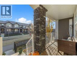 Kitchen - 11 Williamstown Gardens Nw, Airdrie, AB T4B3Z1 Photo 3