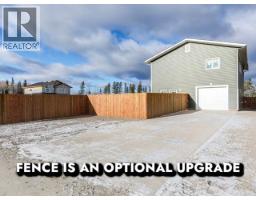 Kitchen - 12 Quick Street, Whitehorse,  Y1A0T9 Photo 4