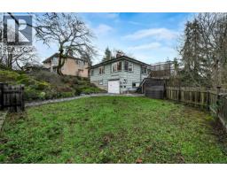 Kitchen - 1181 Clovelly Terr, Saanich, BC V8P1V7 Photo 2