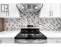 Bedroom 2 - 209 16 Sullivan Avenue, Thorold, ON L2V2Y2 Photo 5