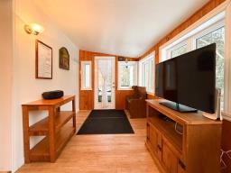 Primary Bedroom - 1924 Ch Du Tour Du Lac, Lacdesplages, QC J0T1K0 Photo 5