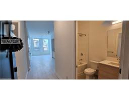 Kitchen - 2501 Saw Whet Boulevard Unit 107, Oakville, ON L6M5N2 Photo 4