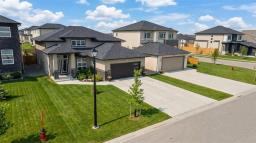 Bedroom - 42 Prairie Sage Street, West St Paul, MB R2V5G6 Photo 3