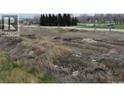 925 South Railway Street E, Swift Current, SK S9H3B4 Photo 5