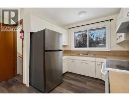 4pc Bathroom - 36 Grandview Crescent, Camrose, AB T4V2K6 Photo 3