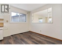 Primary Bedroom - 36 Grandview Crescent, Camrose, AB T4V2K6 Photo 4