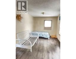 Bedroom - 261056 Twp Rd 290, Rural Kneehill County, AB T0M0A0 Photo 3