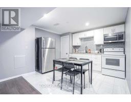 Primary Bedroom - 98 Kirby Crescent, Whitby, ON L1N6Z7 Photo 4