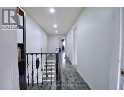 Primary Bedroom - 5125 Salishan Circle, Mississauga, ON L5R3E8 Photo 4