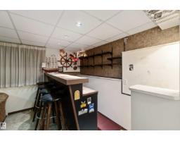 Dining room - 11620 170 Av Nw, Edmonton, AB T5X5Z6 Photo 2