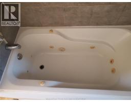 Eating area - 50 Regina, Lakeshore, ON N8N2P5 Photo 5