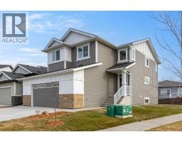 Foyer - 114 Monterey Bay Se, High River, AB T1V0K3 Photo 4