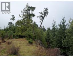 8401 Keith Wagner Way, Denman Island, BC V0R1T0 Photo 2