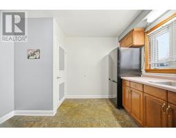 Living room - 2286 Prospect Street, Burlington, ON L7R2A2 Photo 3