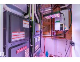 Bedroom 2 - 11907 70 St Nw, Edmonton, AB T5B1V1 Photo 4