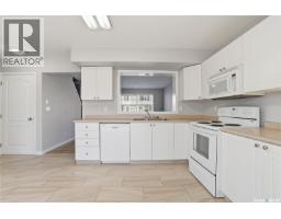 Living room - 42 809 Kristjanson Road, Saskatoon, SK S7S1M8 Photo 2