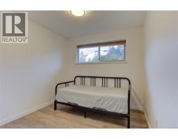 Living room - 5795 Valleyview Rd, Duncan, BC V9L4Z6 Photo 3