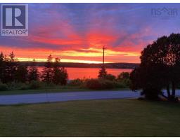 Living room - 399 Church Road, Little Bras D Apos Or, NS B1Y3A3 Photo 3