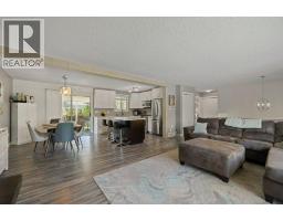 3pc Bathroom - 1777 Autumn Road, Kelowna, BC V1P1G1 Photo 3