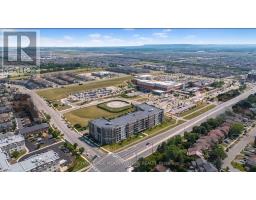 Living room - 324 610 Farmstead Drive, Milton, ON L9T8X5 Photo 3