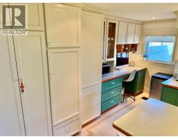 Kitchen - 7298 18th Street, Grand Forks, BC V0H1H0 Photo 3