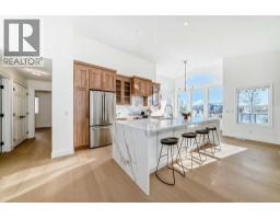 Den - 161 West Creek Pond, Chestermere, AB T1X1H4 Photo 4