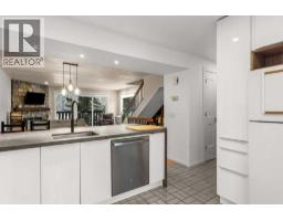 Kitchen - 1 1061 Evergreen Circle, Canmore, AB T1W2R2 Photo 2