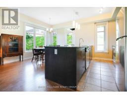 202 170 Guelph, Image 3