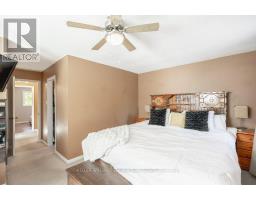 Sunroom - 17 Barrow Court, Whitby, ON L1P1E4 Photo 2