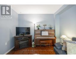 Eating area - 17 Barrow Court, Whitby, ON L1P1E4 Photo 5