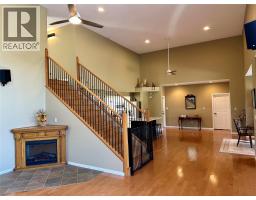 Full bathroom - 503 Wardner Fort Steele Road, Wardner, BC V0B2J0 Photo 5