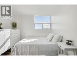 Bedroom - 15 Nicklaus Drive Unit 1001, Hamilton, ON L8K5J5 Photo 2