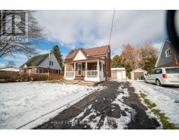 Bedroom 2 - 10 Monroe Street N, Cambridge, ON N1R2C5 Photo 5